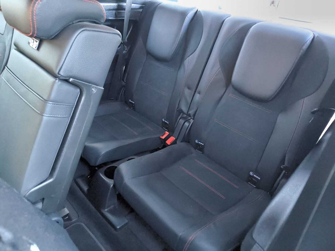 Mercedes GLB 200 D DCT 7 PLAZAS+ AMG LINE+PAQ PREMIUM+BOLA REMOLQUE  - Foto 2