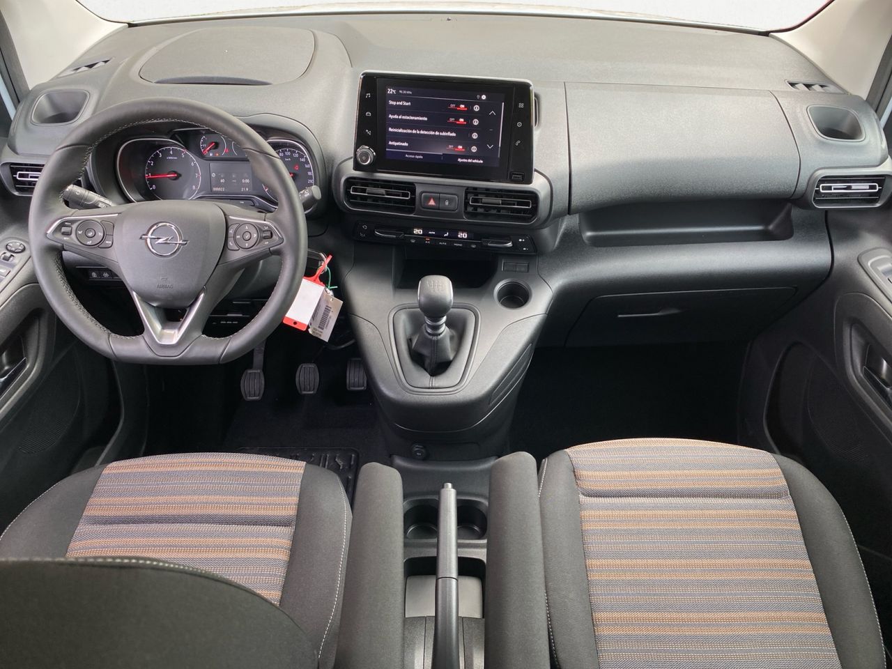 Opel Combo Cargo XL BUSINESS ELEGANCE 1.5 DCI 130 CV - Foto 2