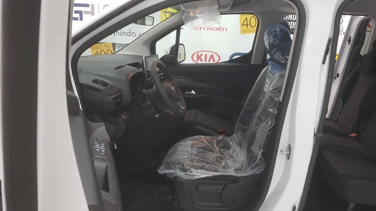 Opel Combo Cargo XL BUSINESS ELEGANCE 1.5 DCI 130 CV  - Foto 2