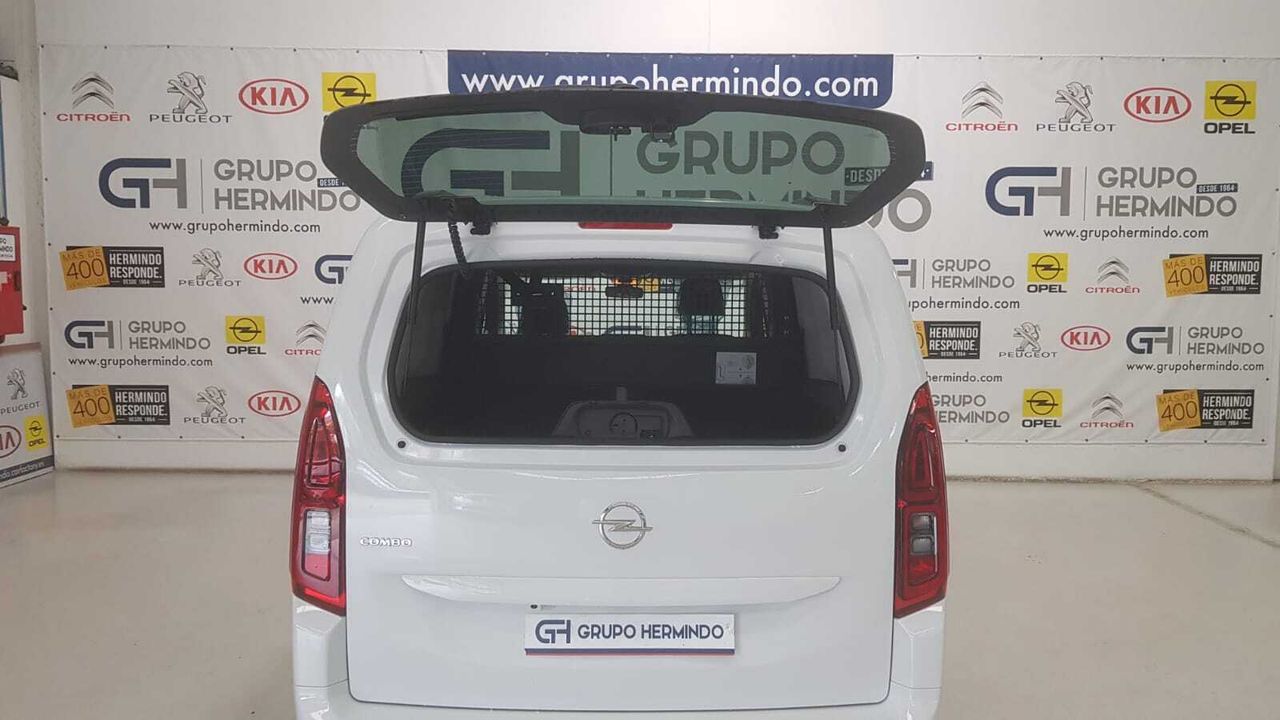 Opel Combo Cargo XL BUSINESS ELEGANCE 1.5 DCI 130 CV  - Foto 2