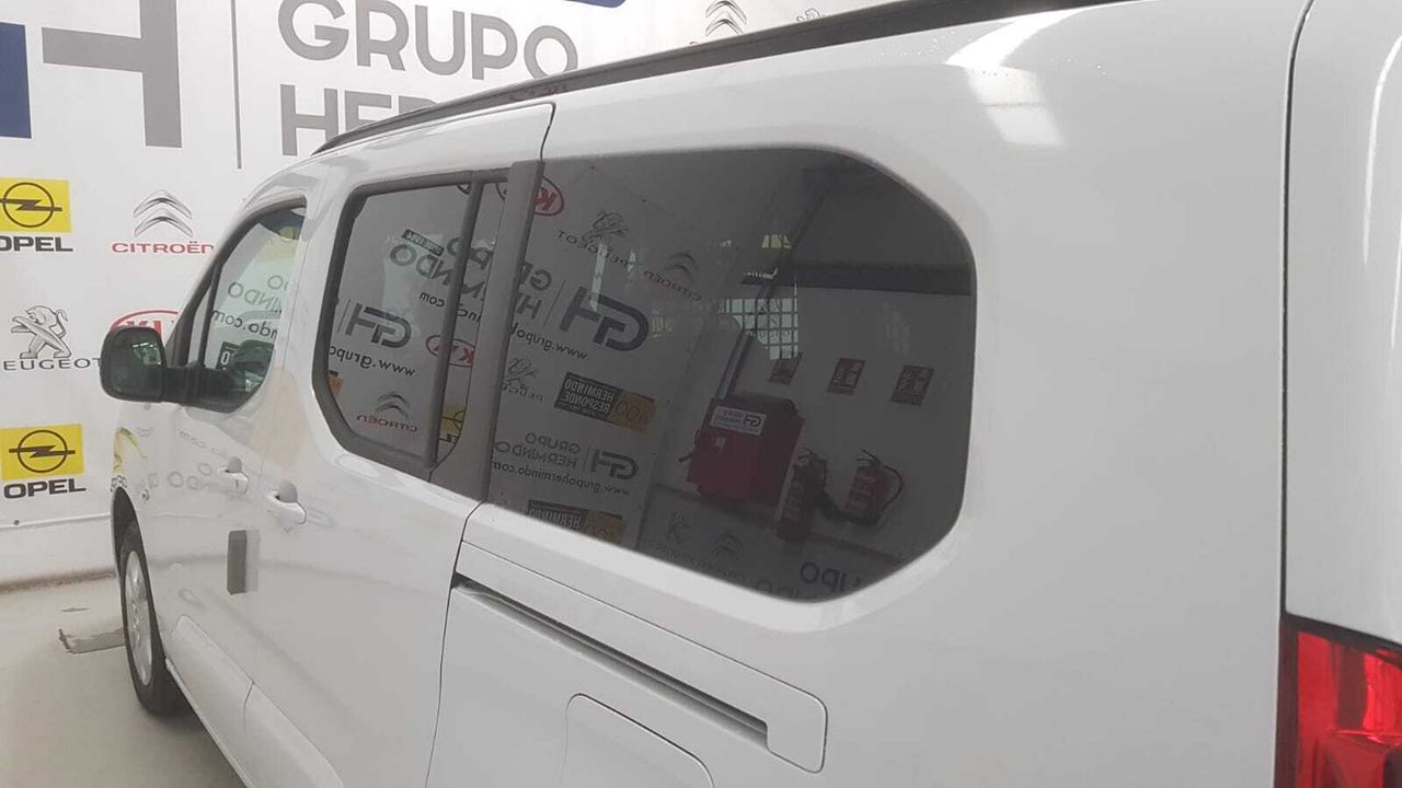 Opel Combo Cargo XL BUSINESS ELEGANCE 1.5 DCI 130 CV  - Foto 2