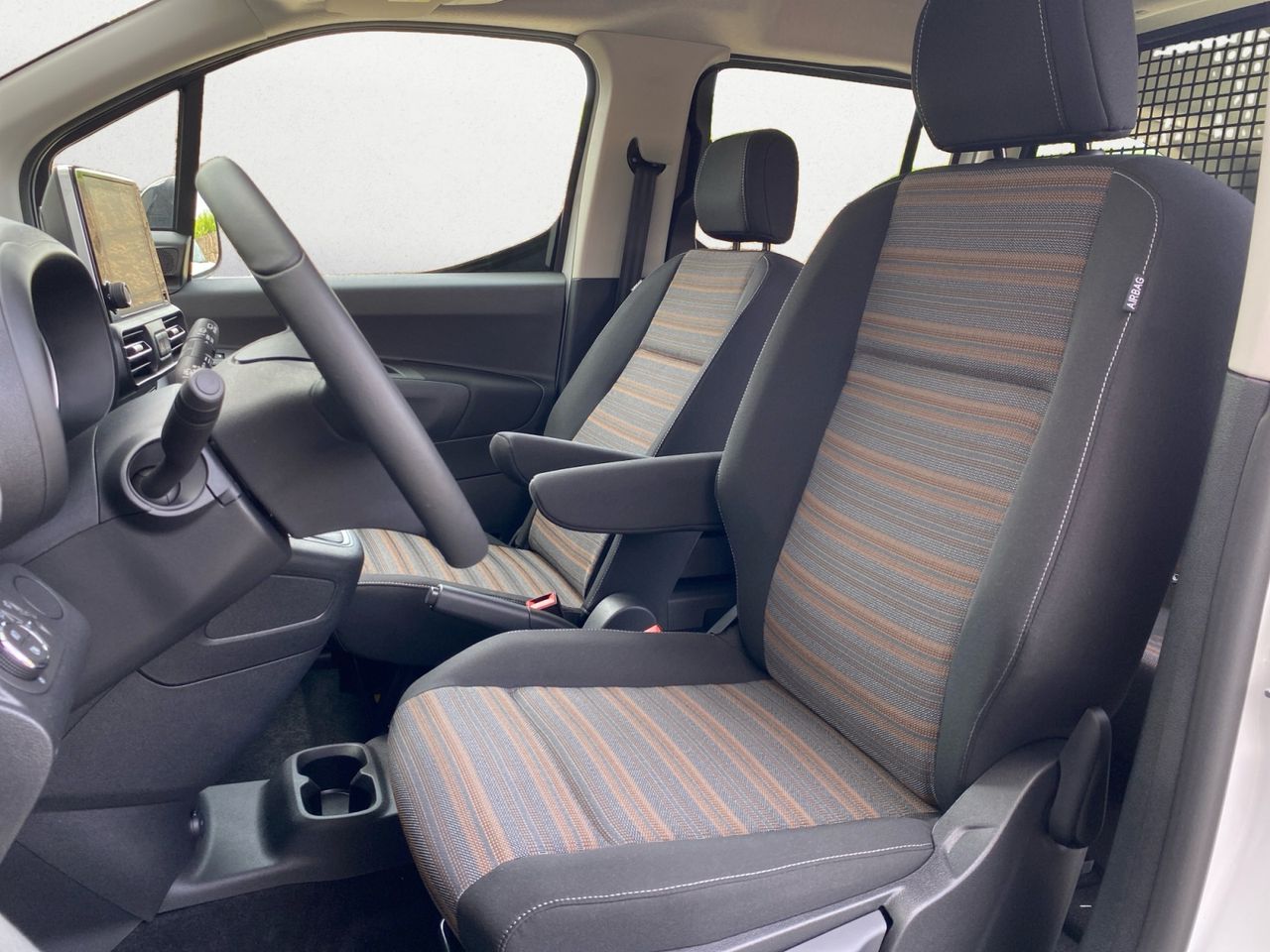 Opel Combo Cargo XL BUSINESS ELEGANCE 1.5 DCI 130 CV - Foto 2