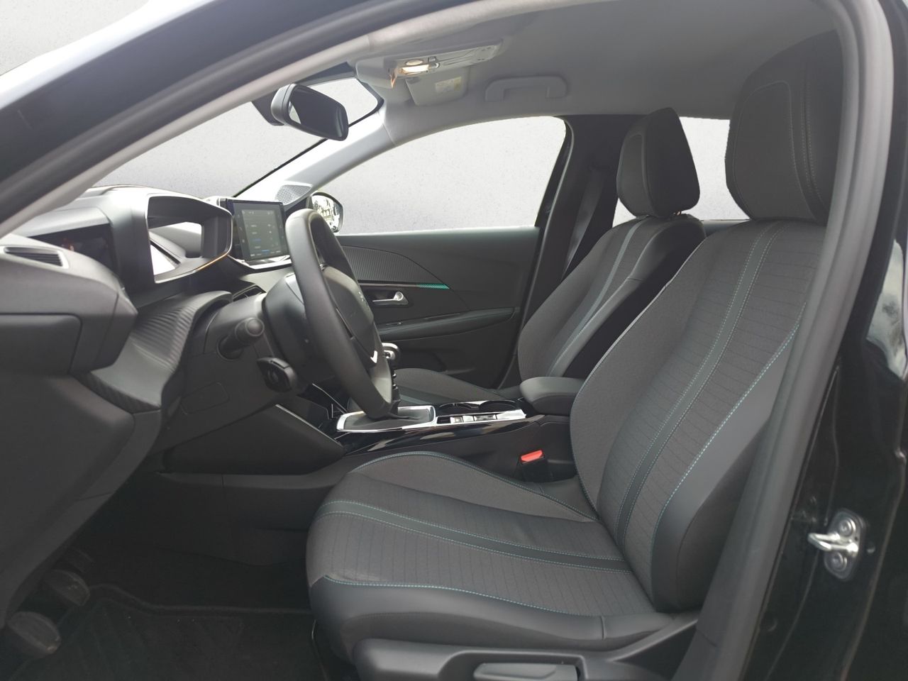 Peugeot 208 ALLURE PACK PURE TECH 100 CV  - Foto 2