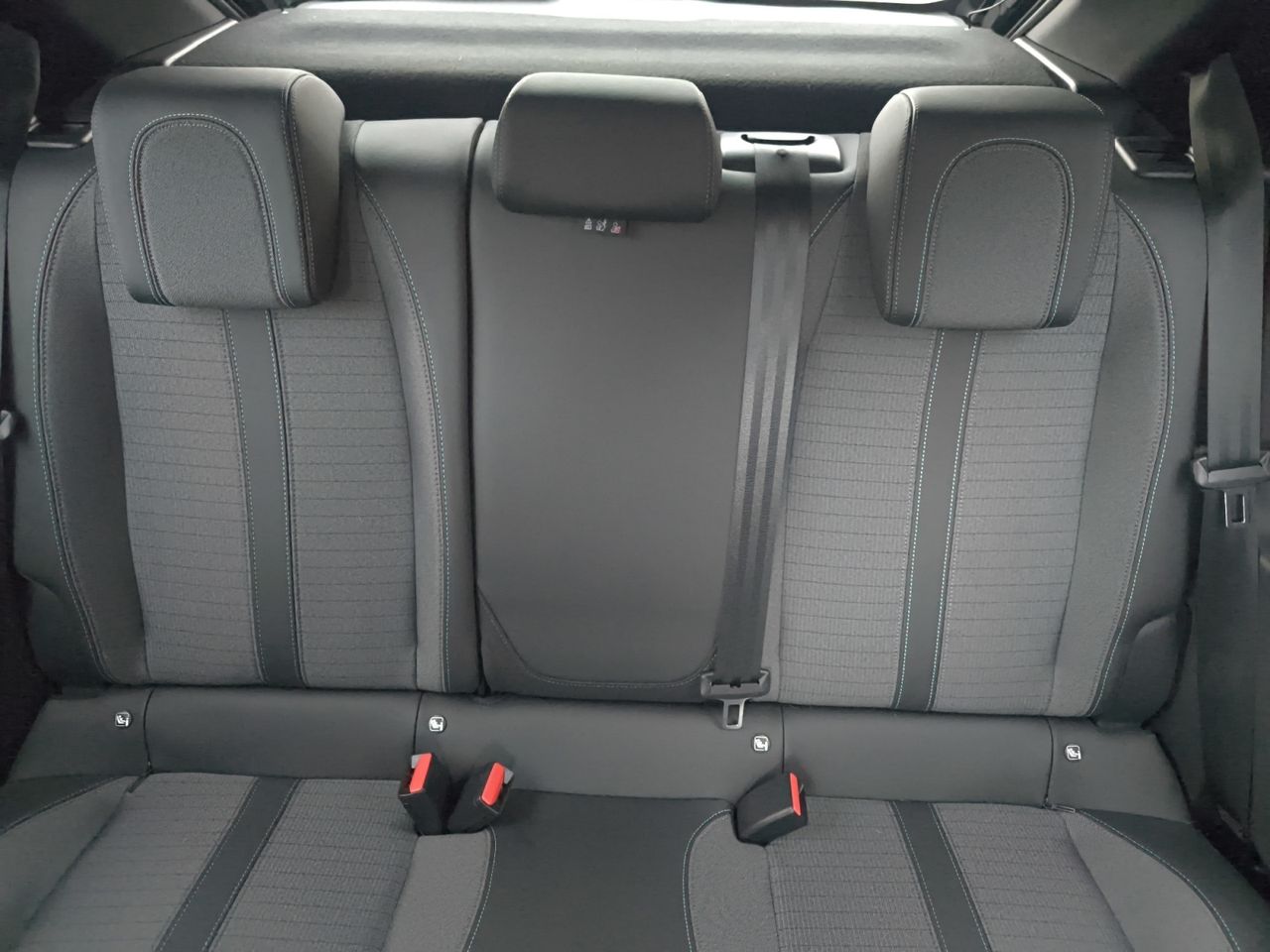 Peugeot 208 ALLURE PACK PURE TECH 100 CV  - Foto 2