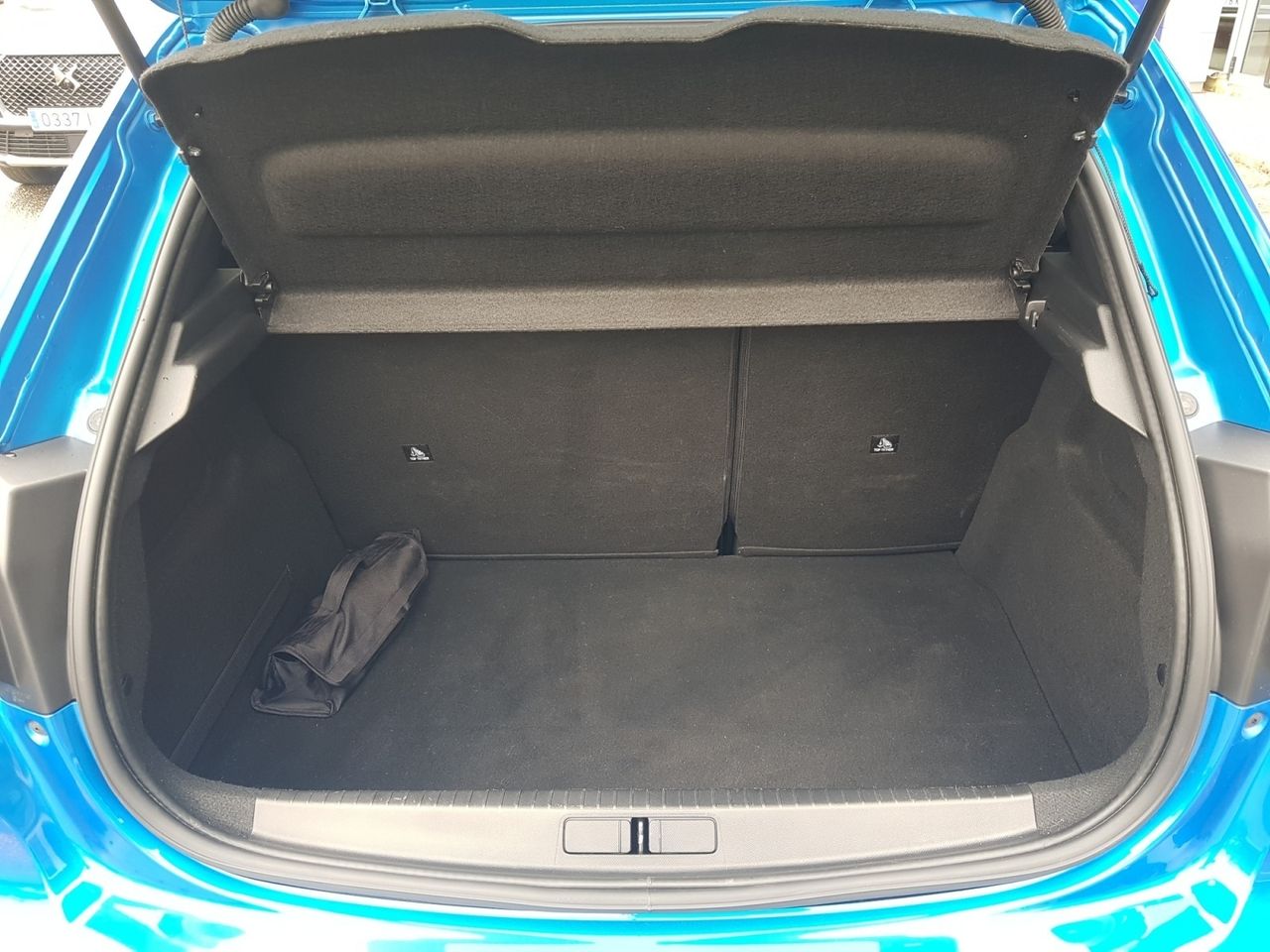 Peugeot 208 GT LINE BLUE HDI 100 CV  - Foto 2