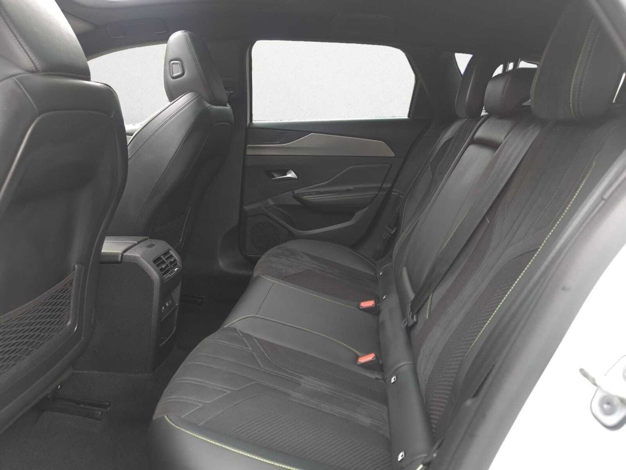 Peugeot 308 SW GT BLUE HDI 130 CV EAT8  - Foto 2