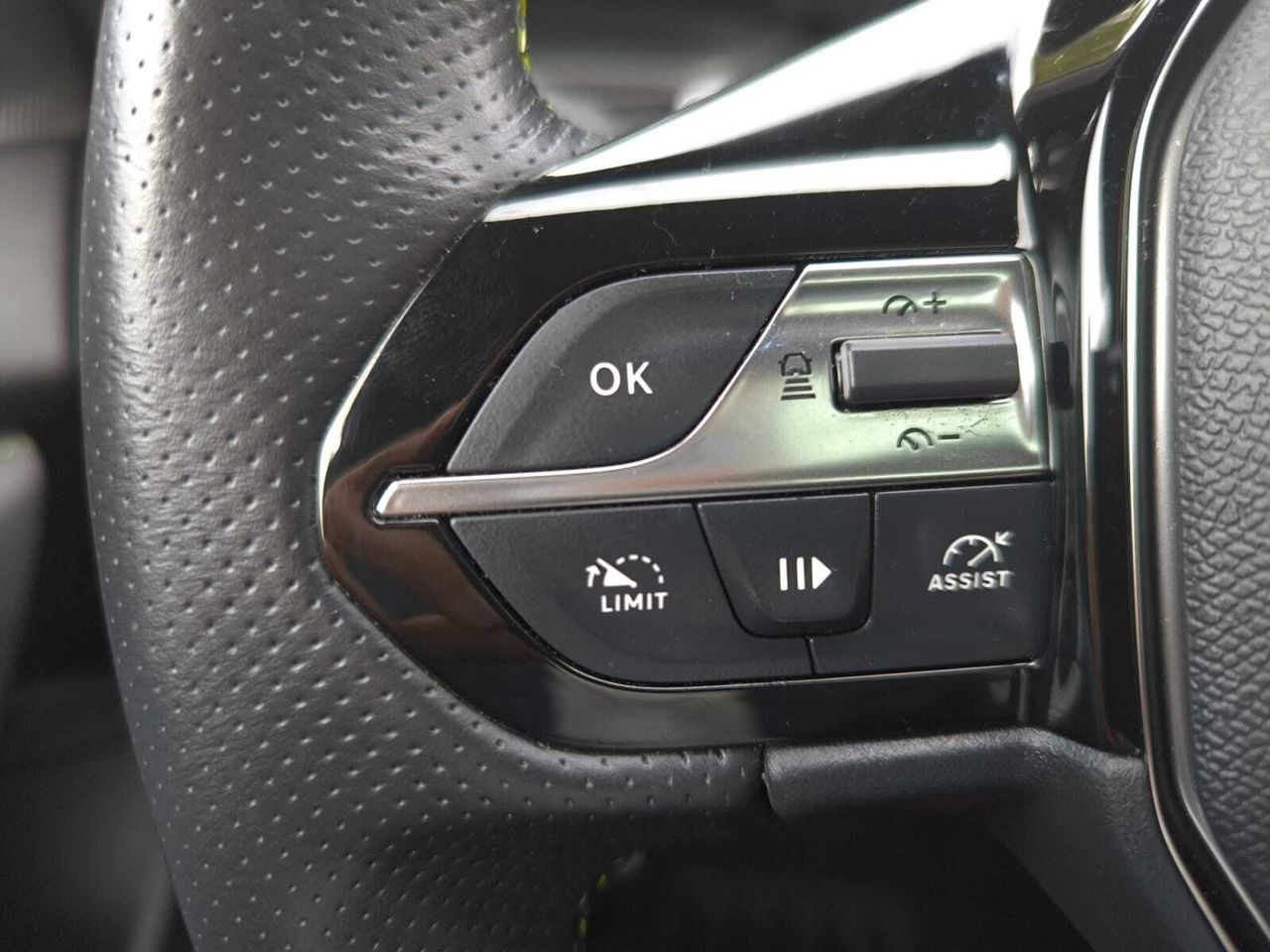 Peugeot 308 SW GT BLUE HDI 130 CV EAT8  - Foto 2