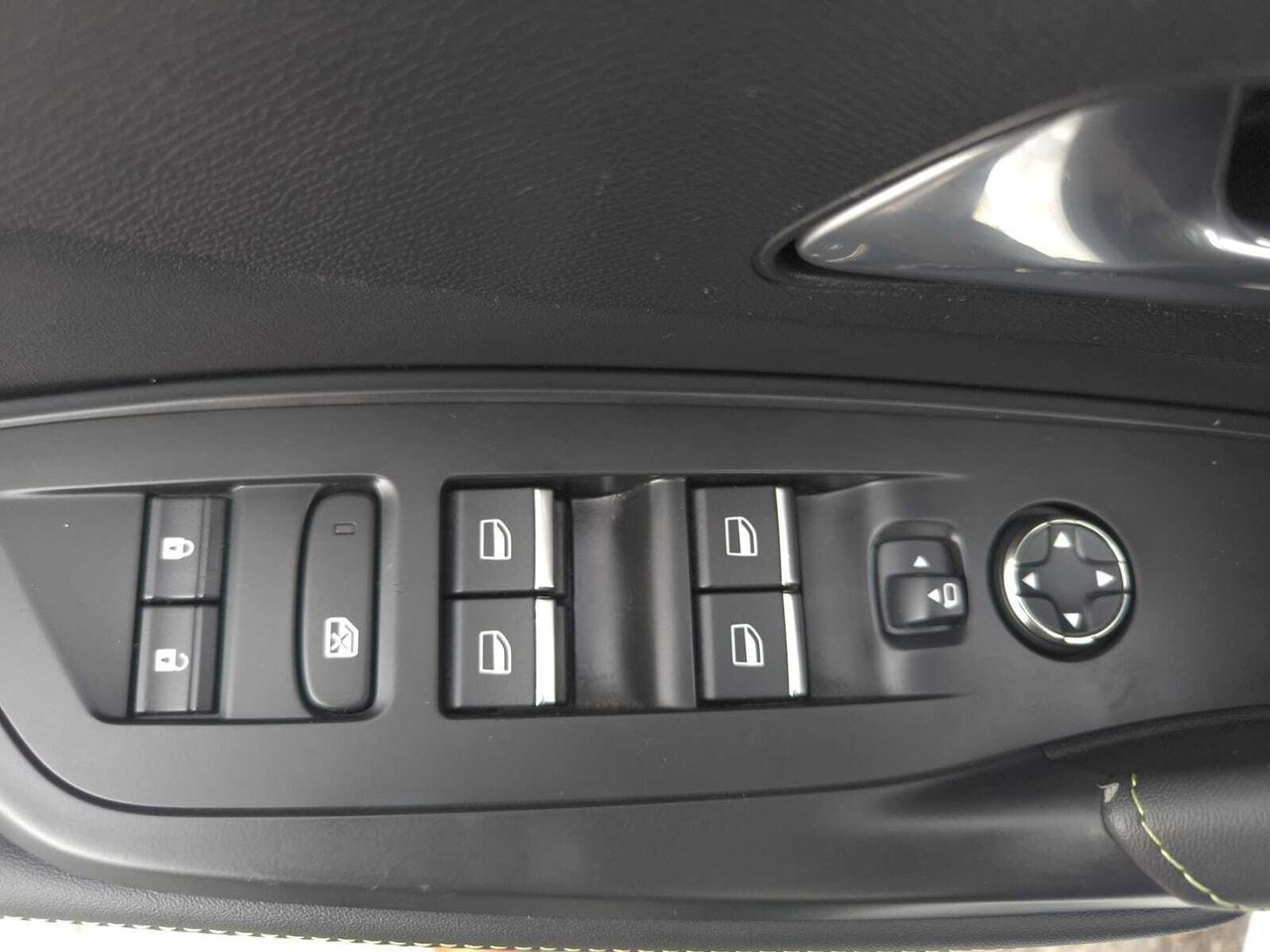 Peugeot 308 SW GT BLUE HDI 130 CV EAT8  - Foto 2