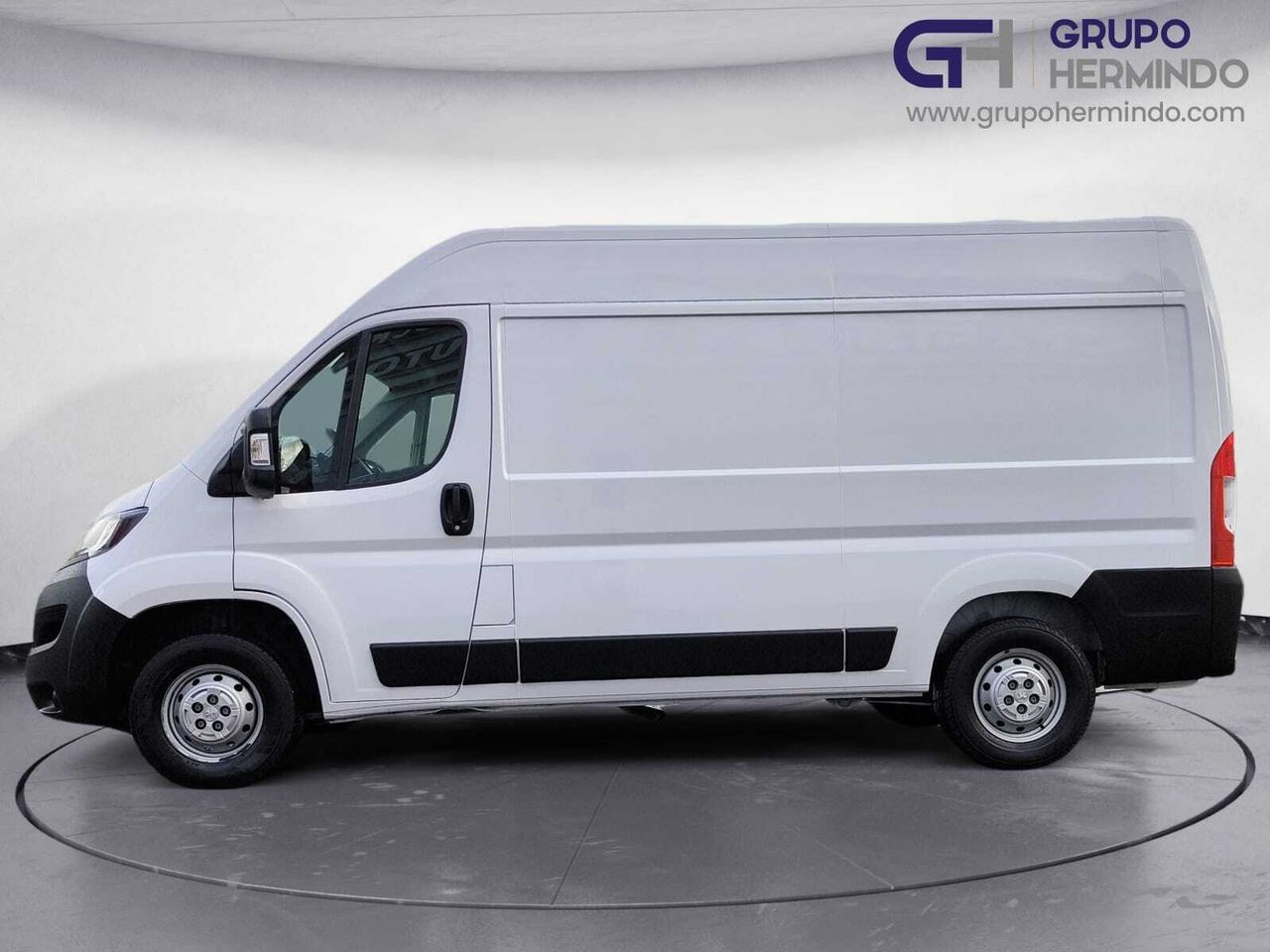 Peugeot Boxer FG PACK 335 L2 H2 BLUE HDI 140 CV  - Foto 2