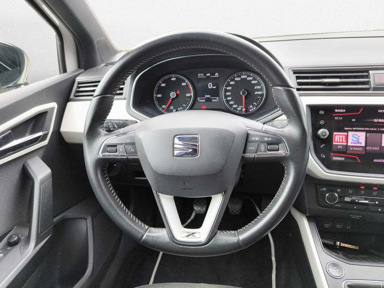 Seat Arona 1.6 TDI 95 CV STYLE  ECOMOTIVE  - Foto 2