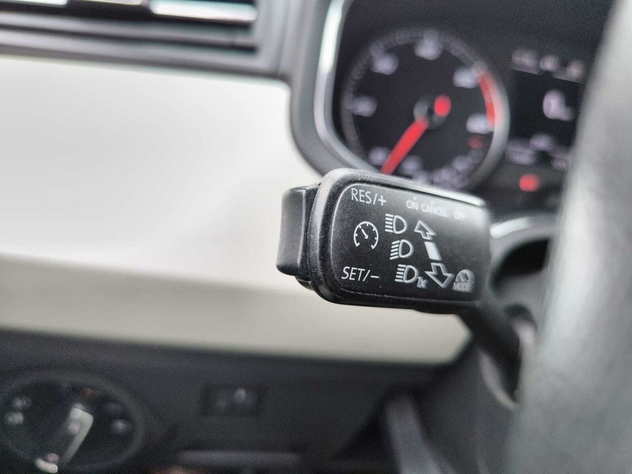 Seat Arona 1.6 TDI 95 CV STYLE  ECOMOTIVE  - Foto 2