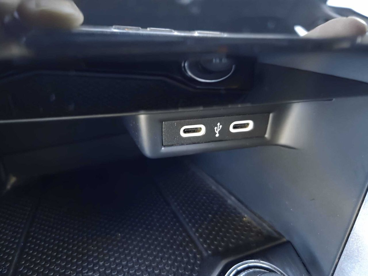 Volkswagen T-Roc 2.0 TDI 115 CV  - Foto 2