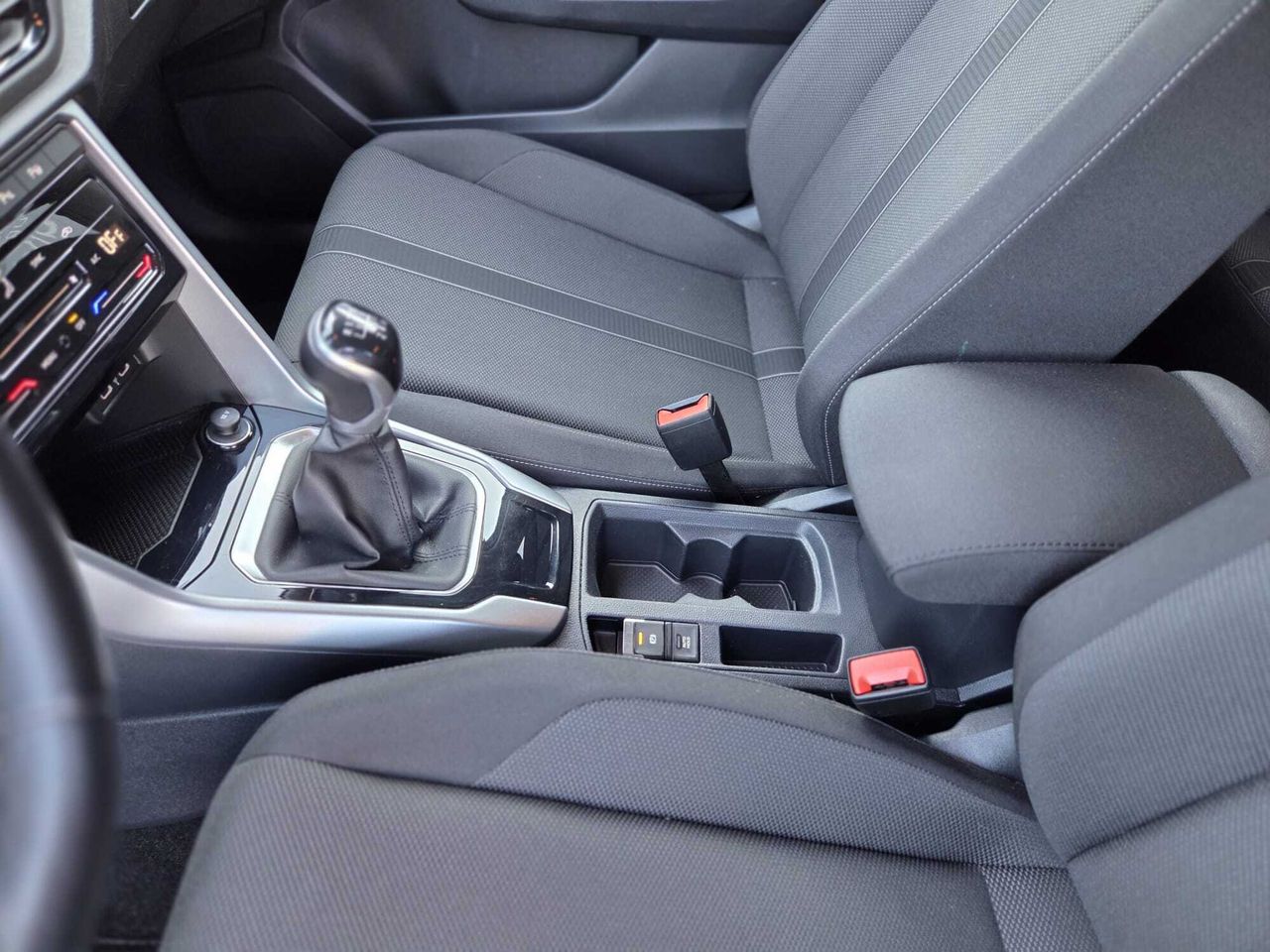 Volkswagen T-Roc 2.0 TDI 115 CV  - Foto 2