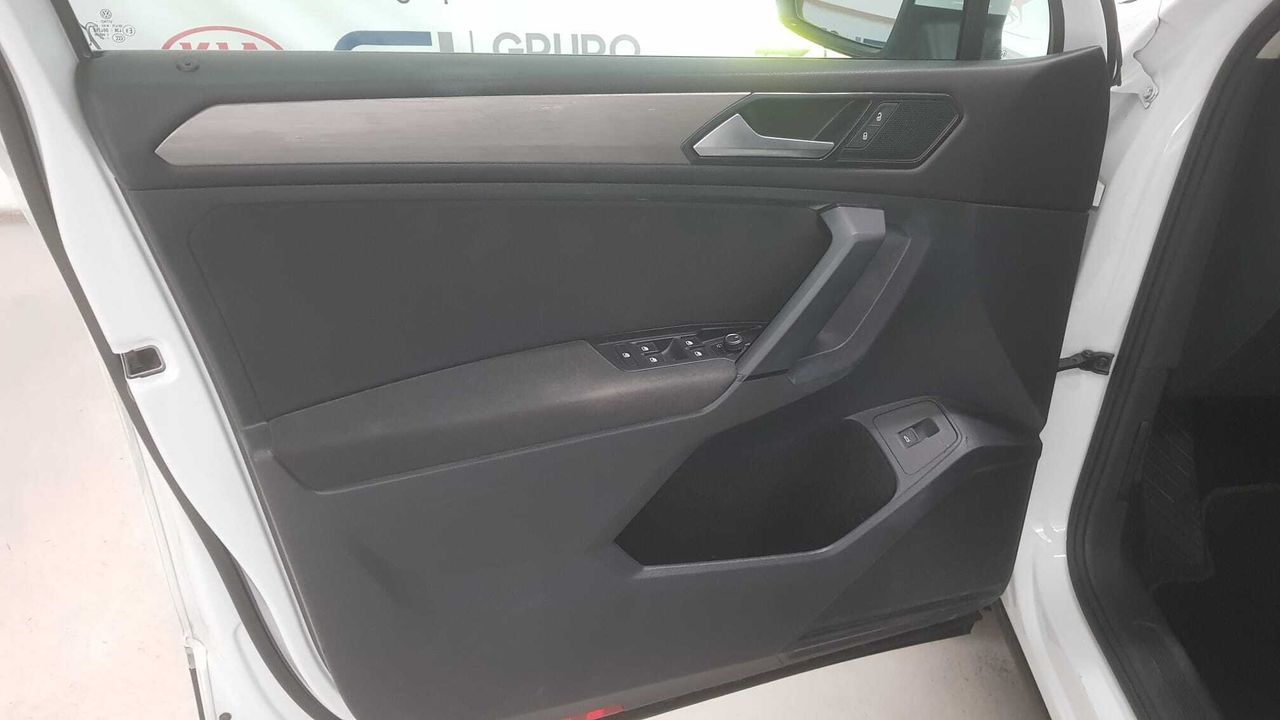 Volkswagen Tiguan ADVANCE 2.0 TDI 150 CV DSG  - Foto 2