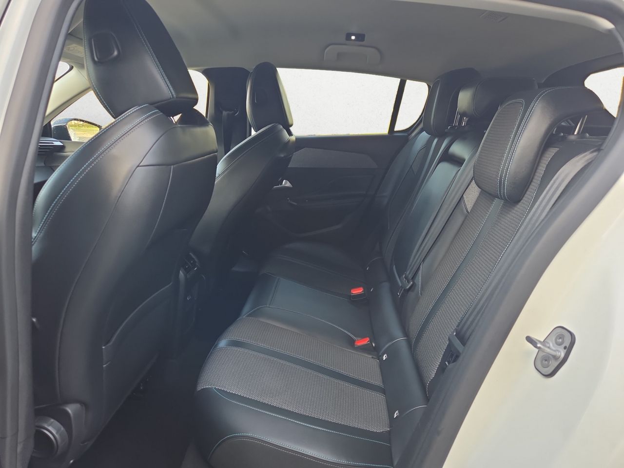 Peugeot 308 ALLURE BLUE HDI 130 CV  - Foto 2