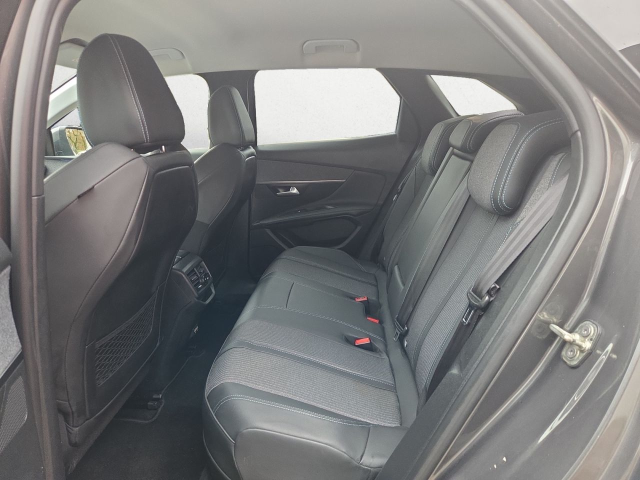 Peugeot 3008 Hybrid ALLURE PACK HYBRID 225 e EAT8   - Foto 2