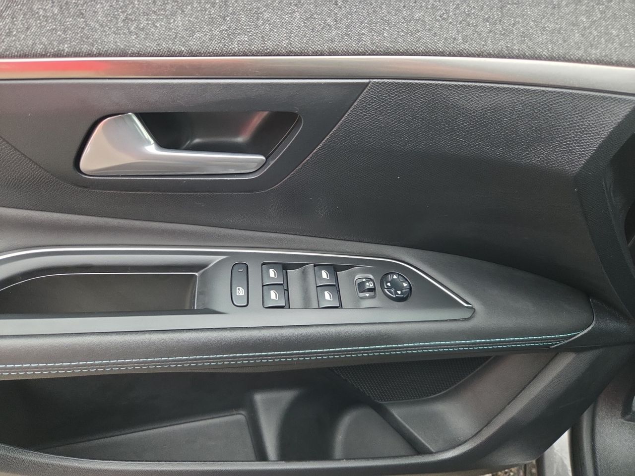 Peugeot 3008 Hybrid ALLURE PACK HYBRID 225 e EAT8   - Foto 2