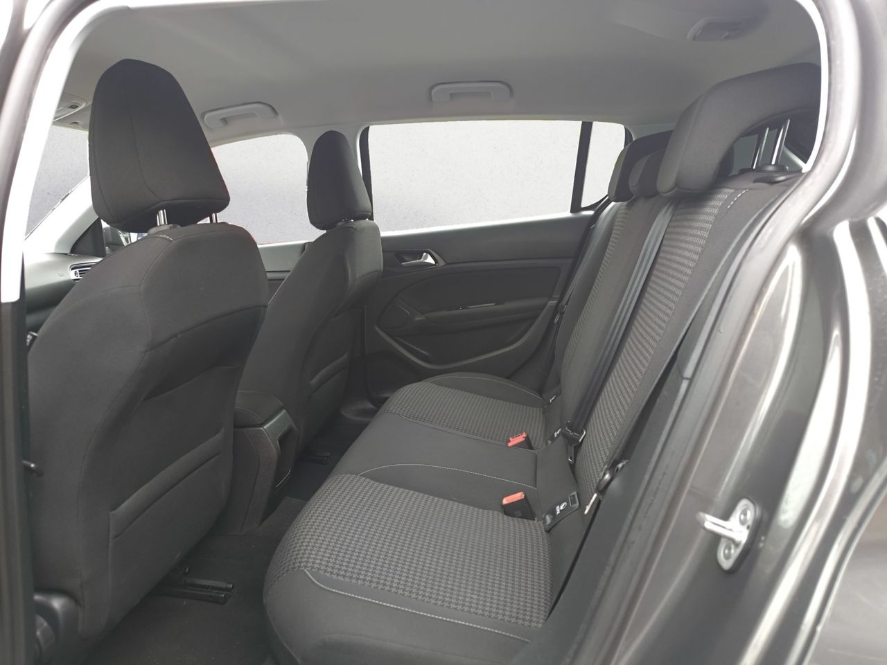 Peugeot 308 ACTIVE PACK BLUE HDI 100 CV  - Foto 2