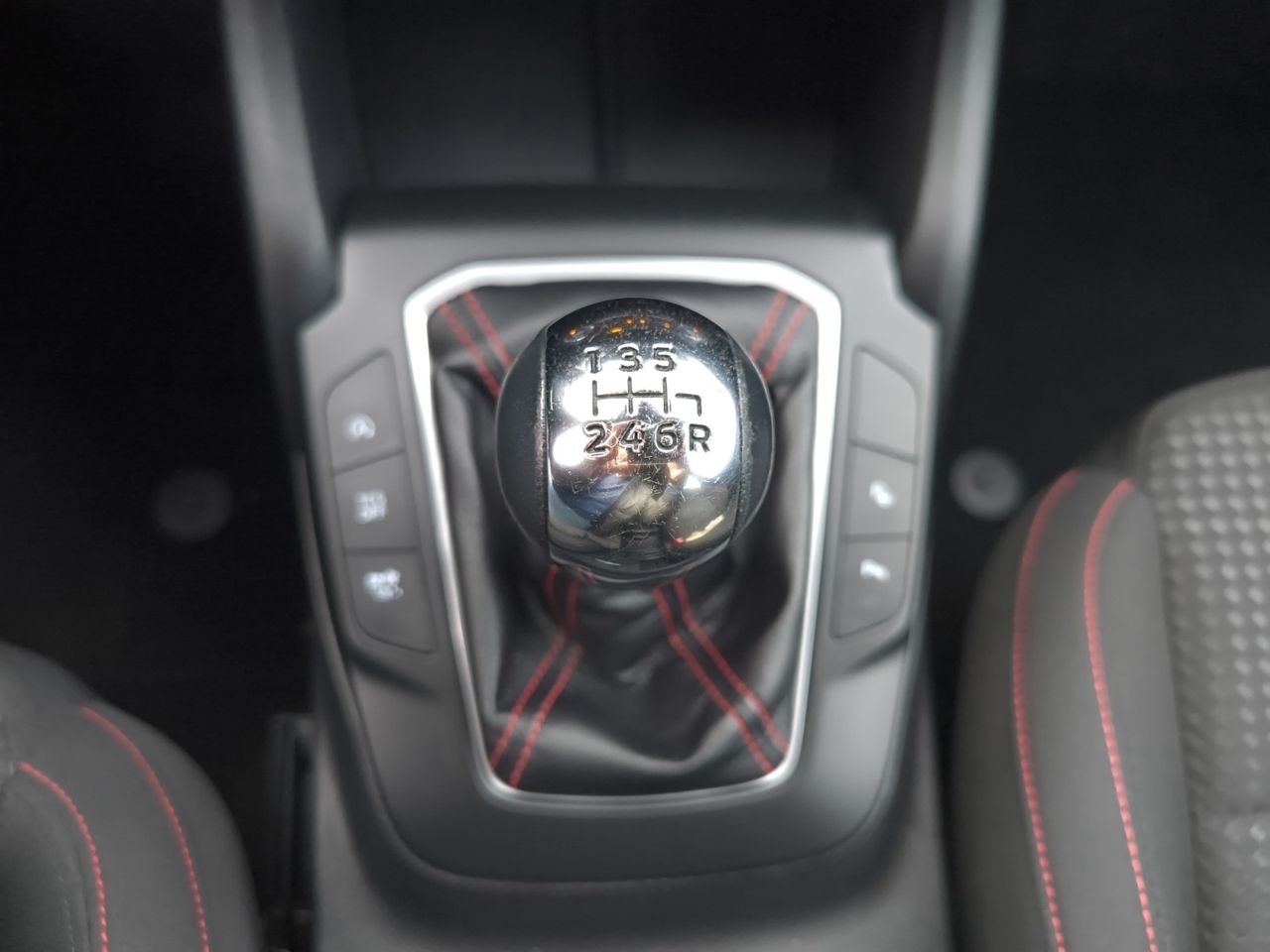 Ford Focus 1.0 ECOBOOST ST LINE 125 CV  - Foto 2