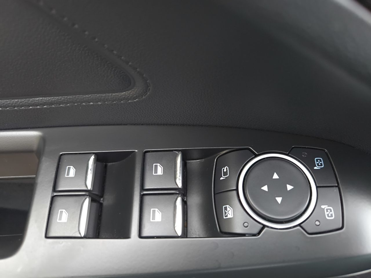 Ford Focus 1.0 ECOBOOST ST LINE 125 CV  - Foto 2