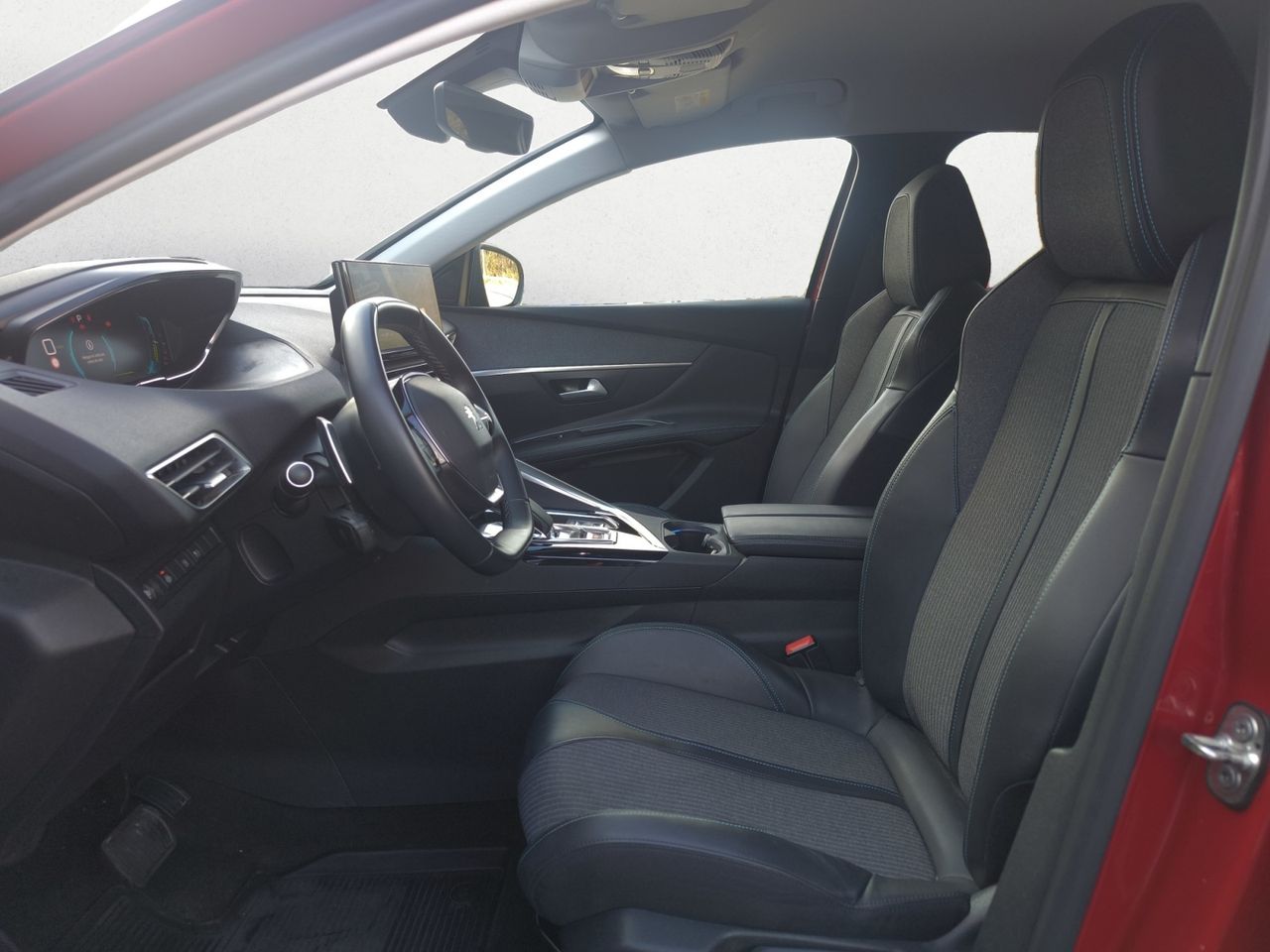 Peugeot 3008 Hybrid ALLURE PACK HYBRID 225 e-EAT8  - Foto 2