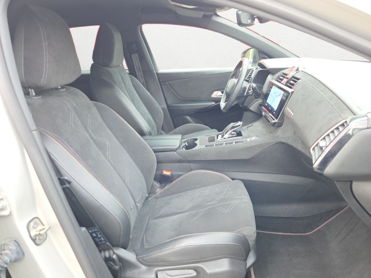 DS DS 7 Crossback BLUE HDI 130 AUT PERFORMANCE   - Foto 2