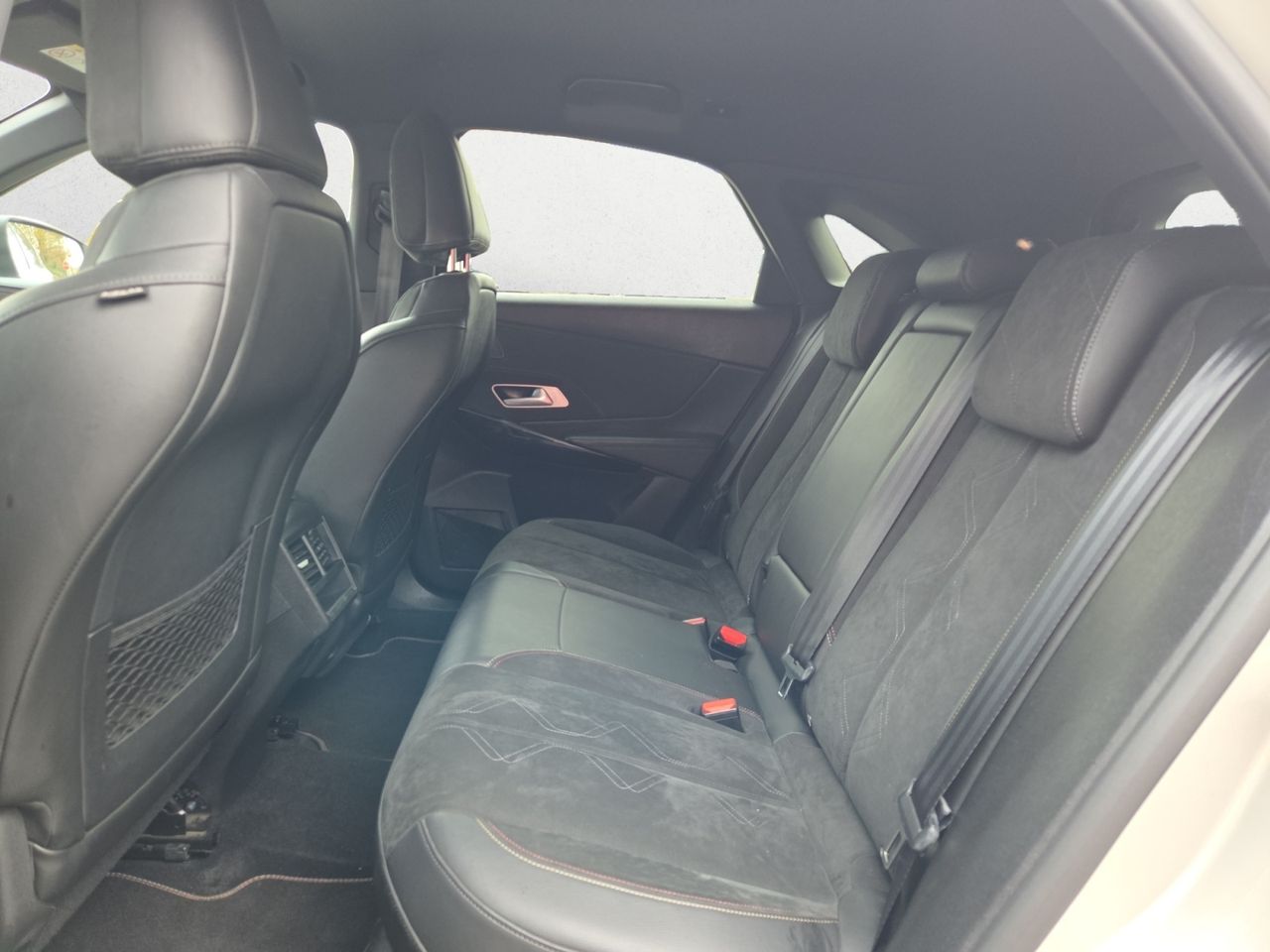 DS DS 7 Crossback BLUE HDI 130 AUT PERFORMANCE   - Foto 2