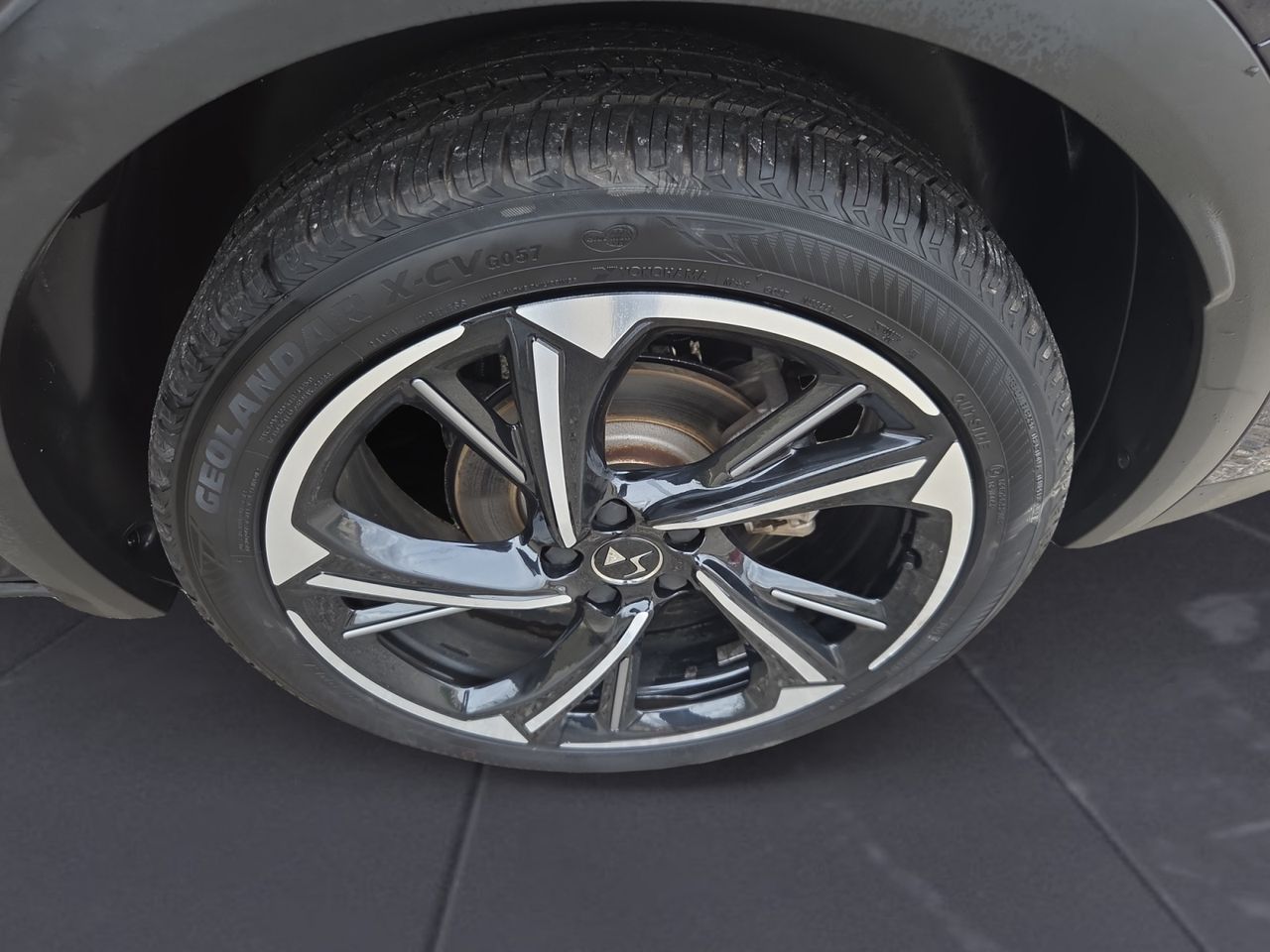 DS DS 7 Crossback E TENSE 300 4X4 LOUVRE  - Foto 2