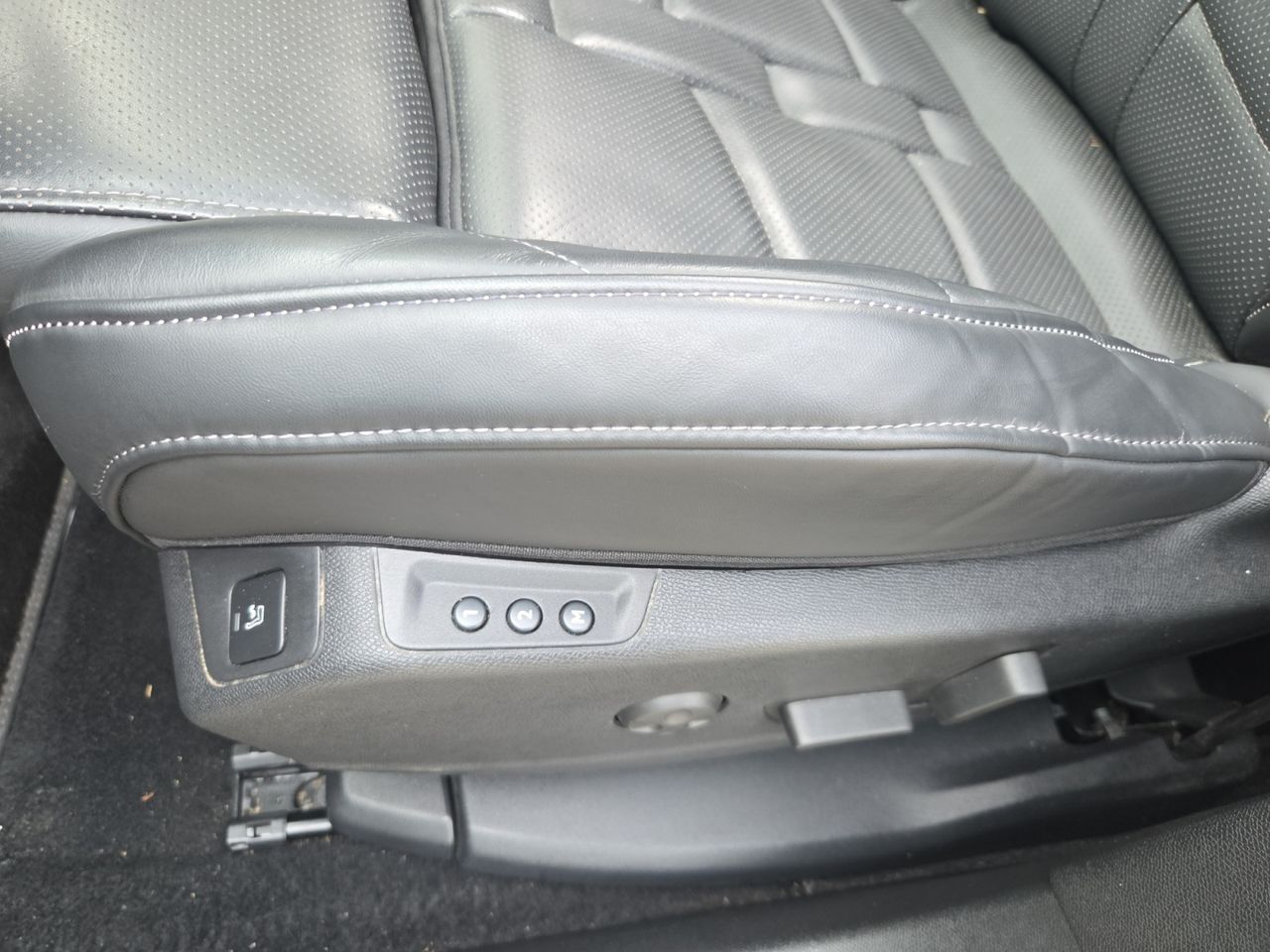 DS DS 7 Crossback E TENSE 300 4X4 LOUVRE  - Foto 2