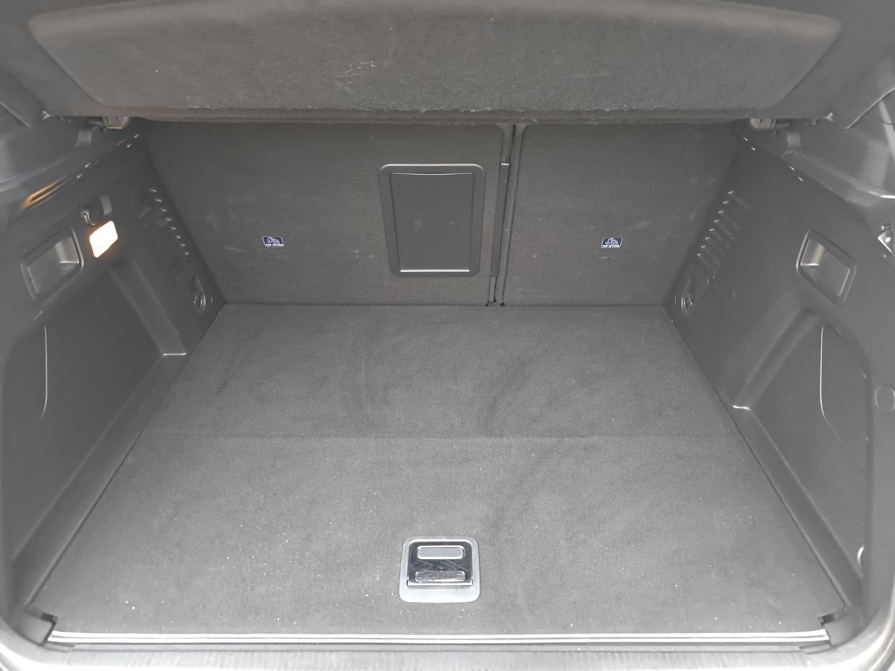 Peugeot 3008 Hybrid ALLURE PACK PLUG-IN HYBRID 225 e-EAT8  - Foto 2