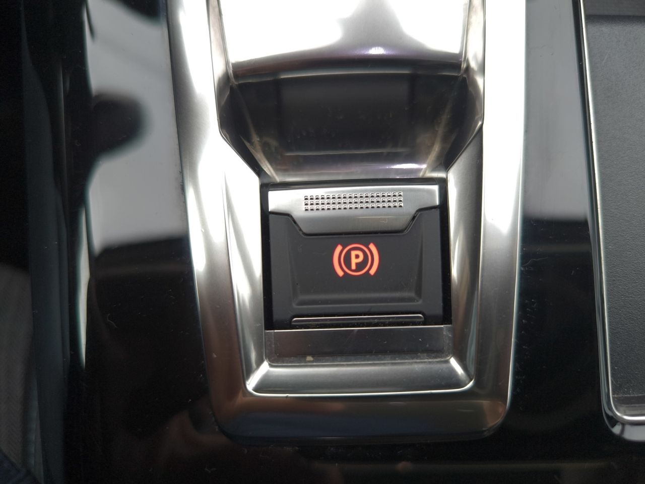 Peugeot 3008 Hybrid ALLURE PACK PLUG-IN HYBRID 225 e-EAT8  - Foto 2