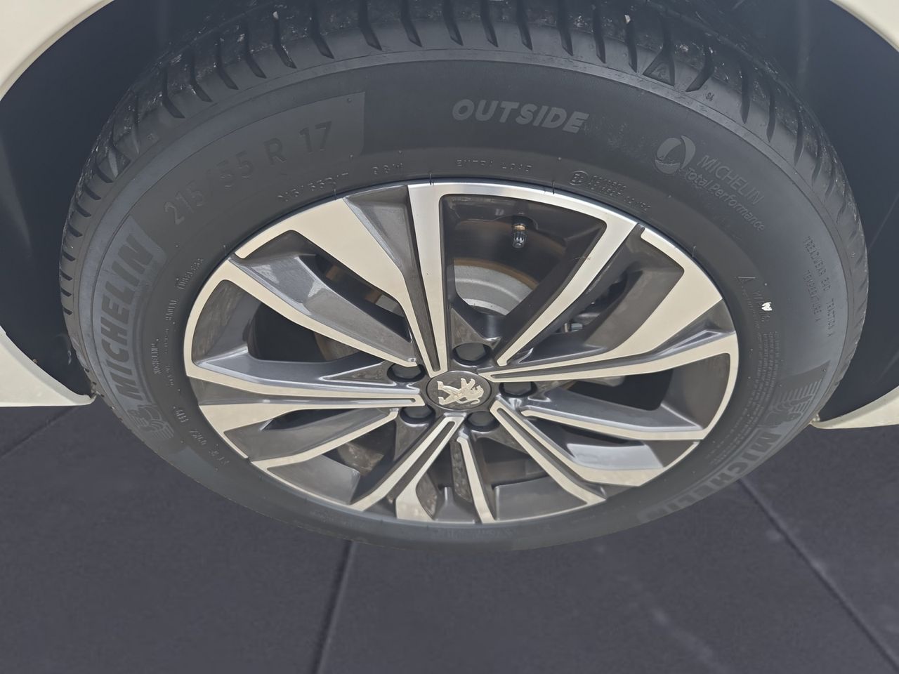 Peugeot 508 Hybrid ALLURE HYBRID 225 e EAT8  - Foto 2