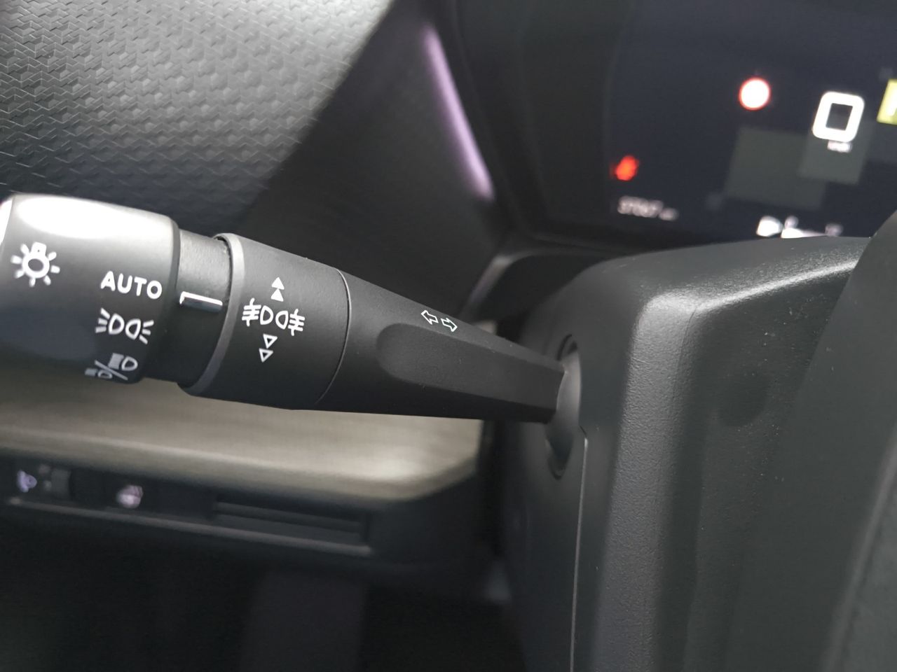 Citroën C5 X PURE TECH 180 CV EAT8 SHINE  - Foto 2