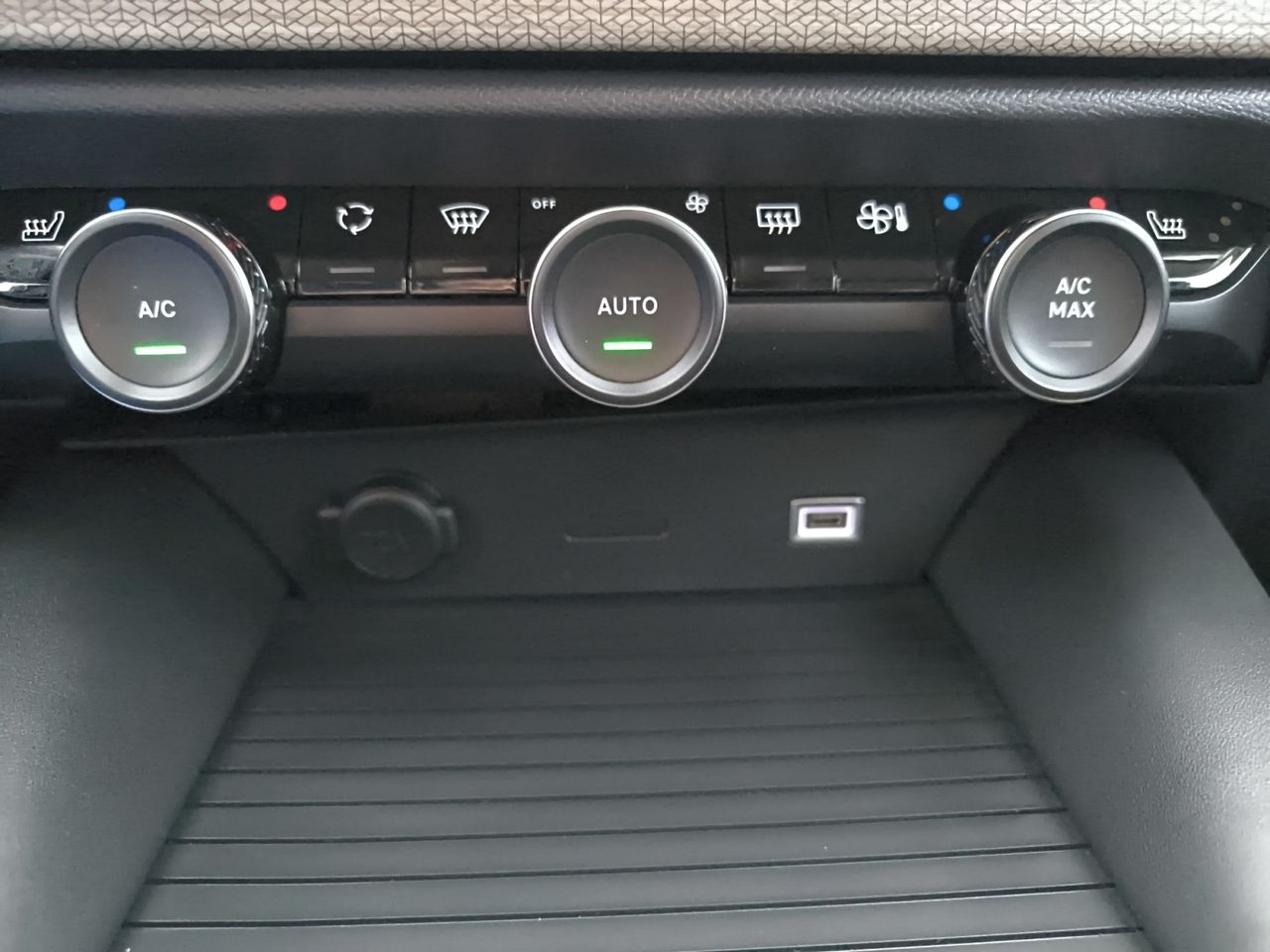 Citroën C5 X PURE TECH 180 CV EAT8 SHINE  - Foto 2