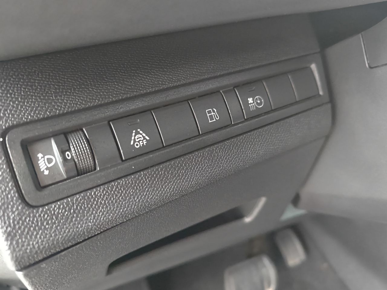 Peugeot 3008 Hybrid ALLURE PACK PLUG IN HYBRID 225 e EAT8  - Foto 2