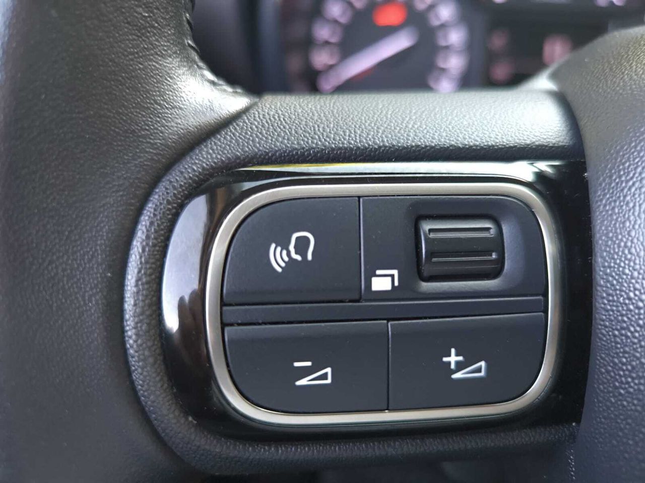 Citroën C3 Aircross BLUE HDI 110 CV C SERIES  - Foto 2