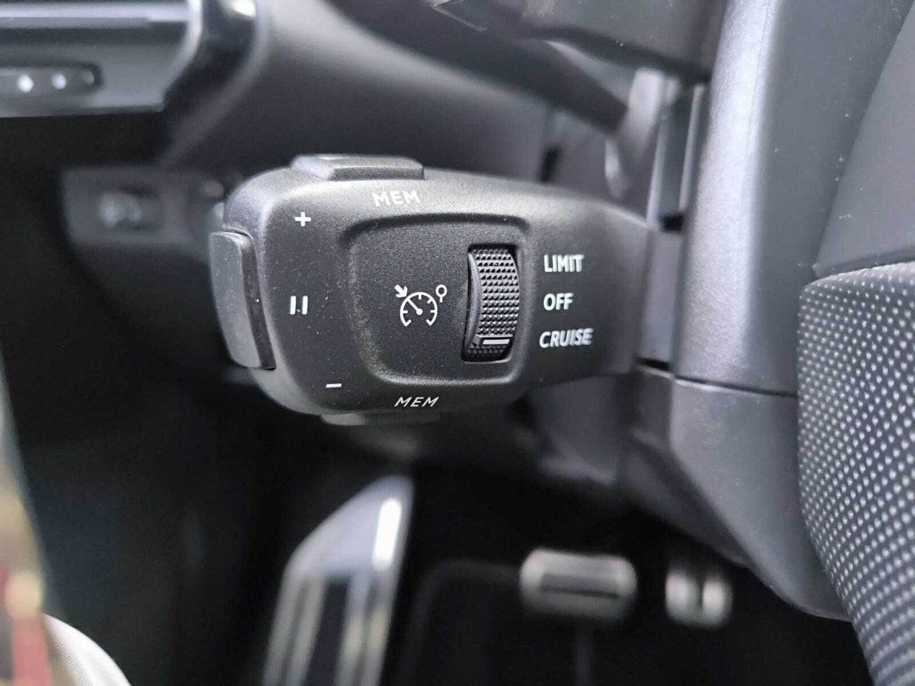 DS DS 7 1.6 ETENSE 300 PERF LINE AUTO 4WD 5P - Foto 2