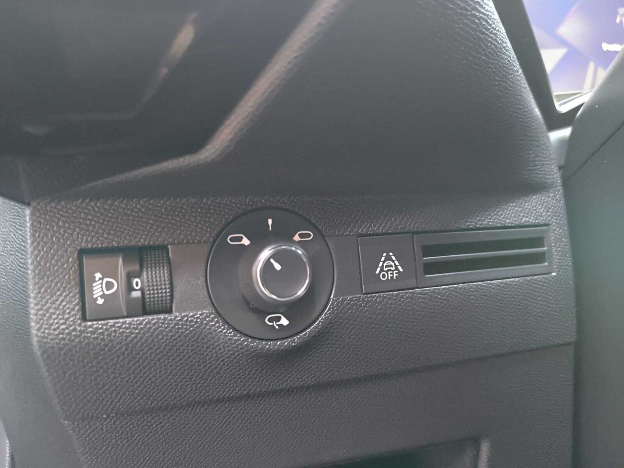 DS DS 7 CROSSBACK BLUE HDI 130 CV AUT BASTILLE  - Foto 2