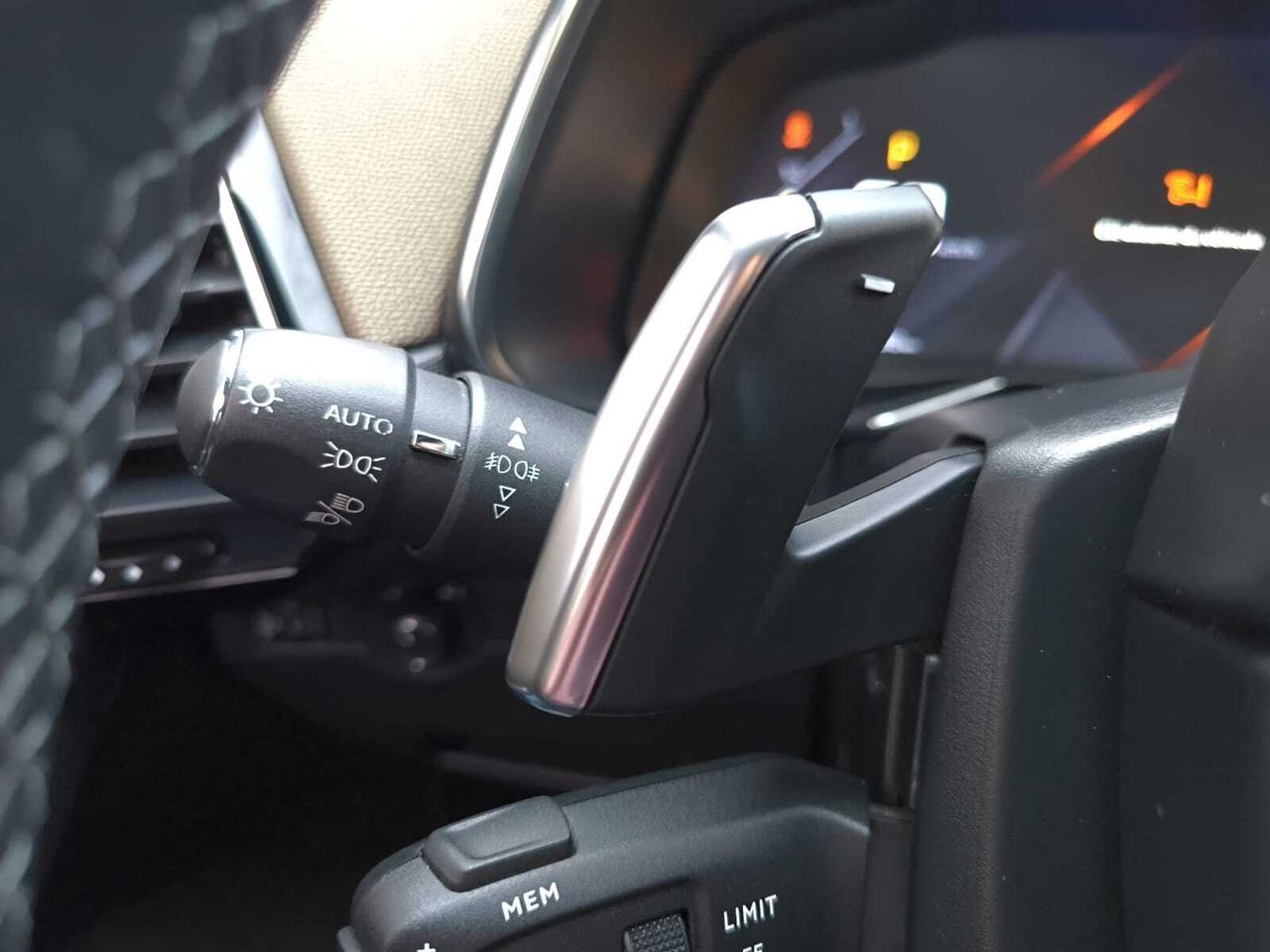 DS DS 7 CROSSBACK BLUE HDI 130 CV AUT BASTILLE  - Foto 2