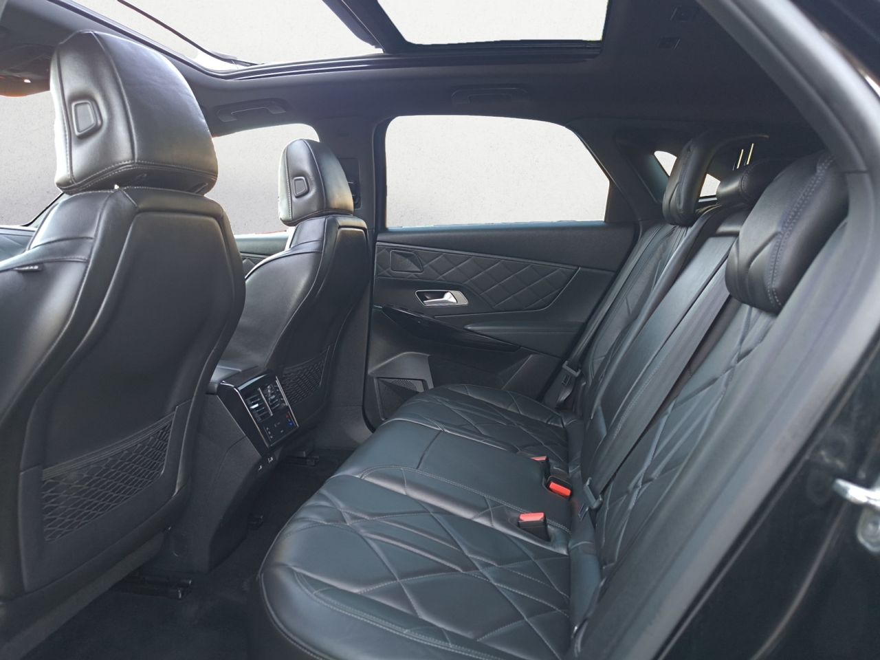 DS DS 7 CROSSBACK BLUE HDI 180 CV AUT GRAND CHIC  - Foto 2