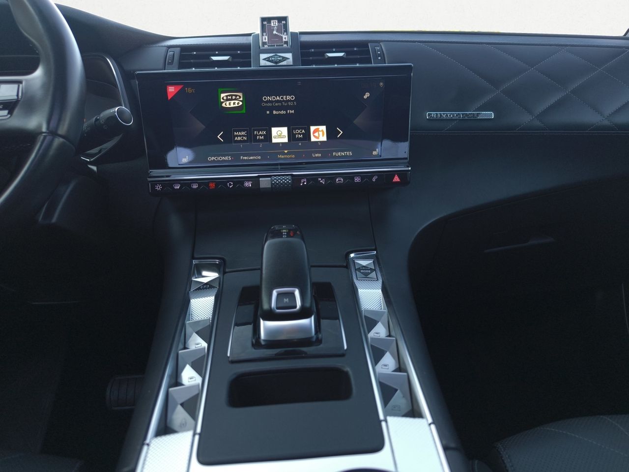 DS DS 7 CROSSBACK BLUE HDI 180 CV AUT GRAND CHIC  - Foto 2