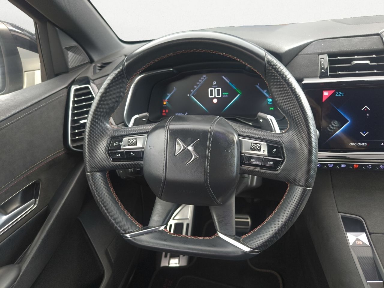 DS DS 7 CROSSBACK E TENSE 225 PERFORMANCE LINE  - Foto 2