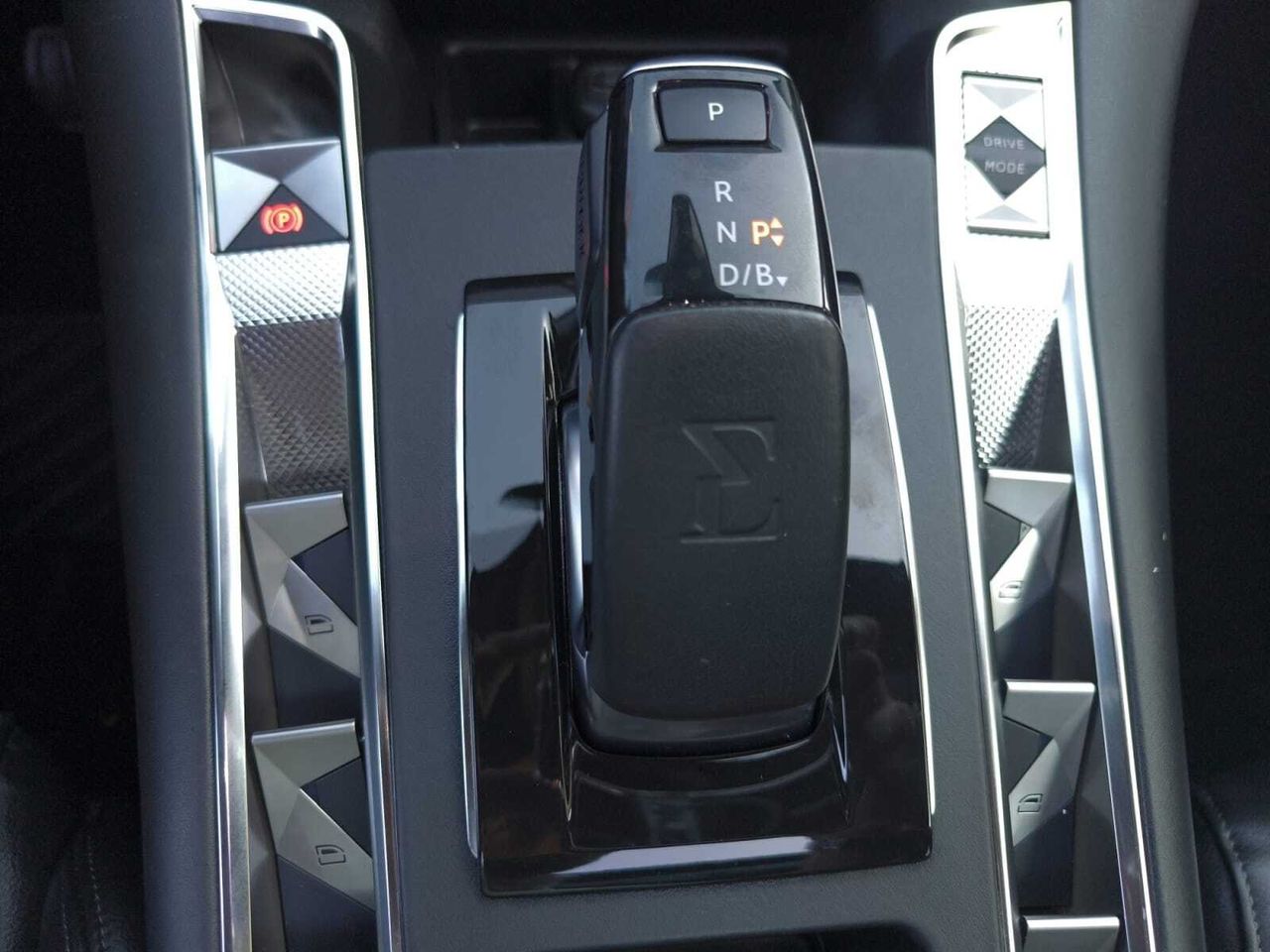 DS DS 7 E TENSE 300 4X4 GRAND CHIC - Foto 2