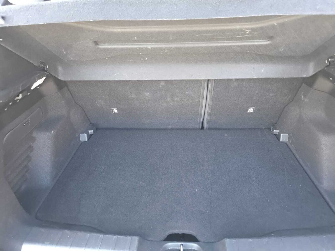 Jeep Avenger 1.2 ALTITUDE  - Foto 2