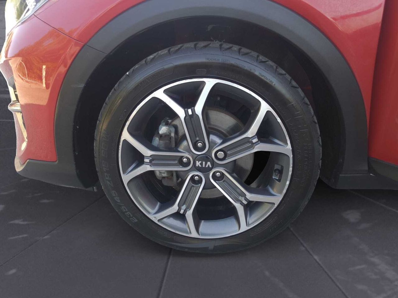 Kia XCeed 1.6 CRDI TECH  - Foto 2