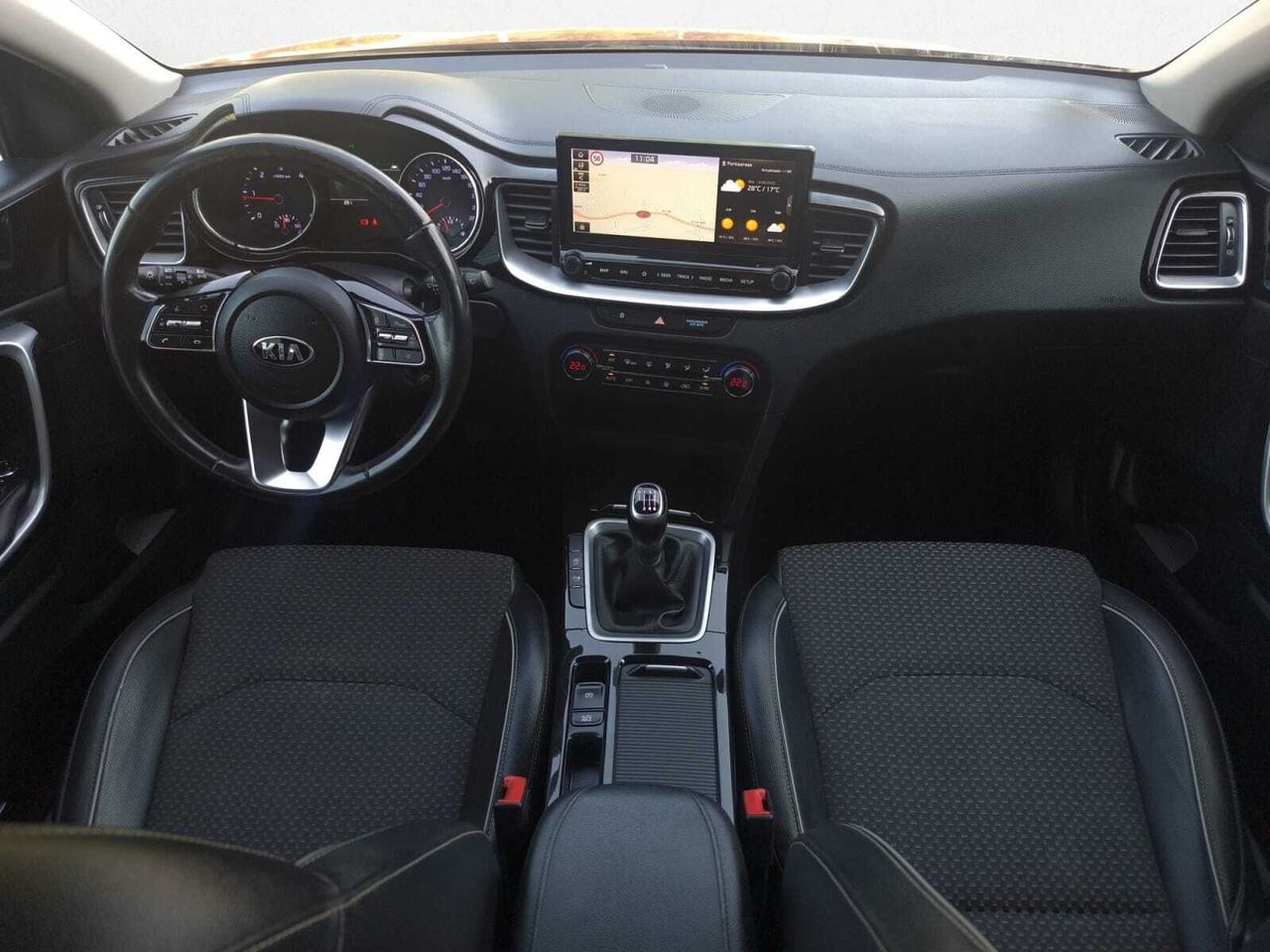 Kia XCeed 1.6 CRDI TECH  - Foto 2