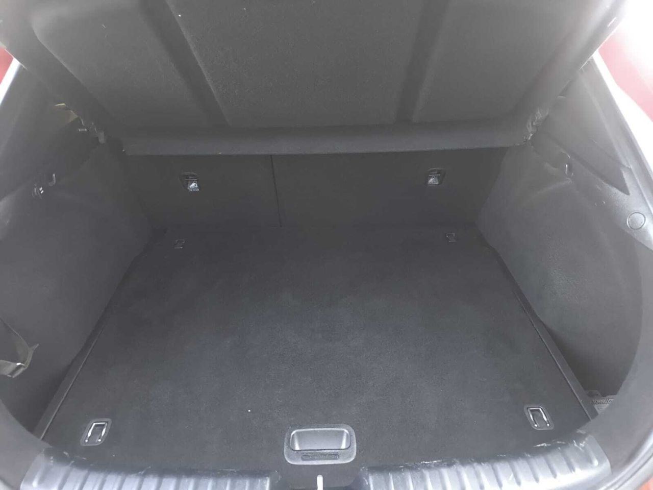 Kia XCeed 1.6 CRDI TECH  - Foto 2