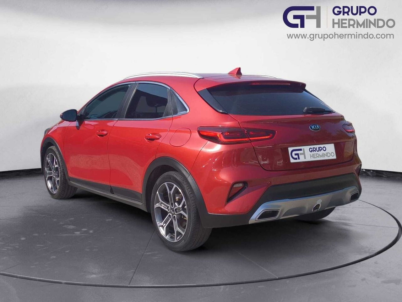 Kia XCeed 1.6 CRDI TECH  - Foto 2