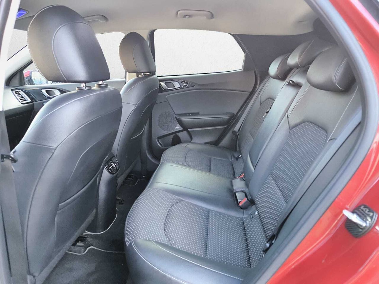 Kia XCeed 1.6 MHEV CRDI TECH 136 CV  - Foto 2