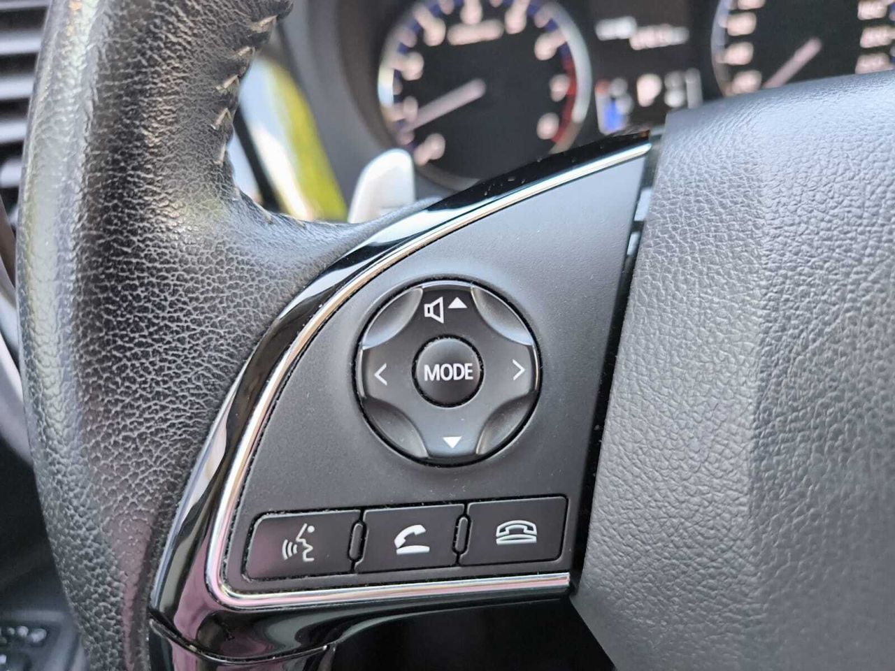 Mitsubishi Outlander 200 MPI MOTION 2WD 7 PLAZAS  - Foto 2